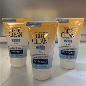 Neutrogena Deep Clean Gentle Scrub pack of 3.